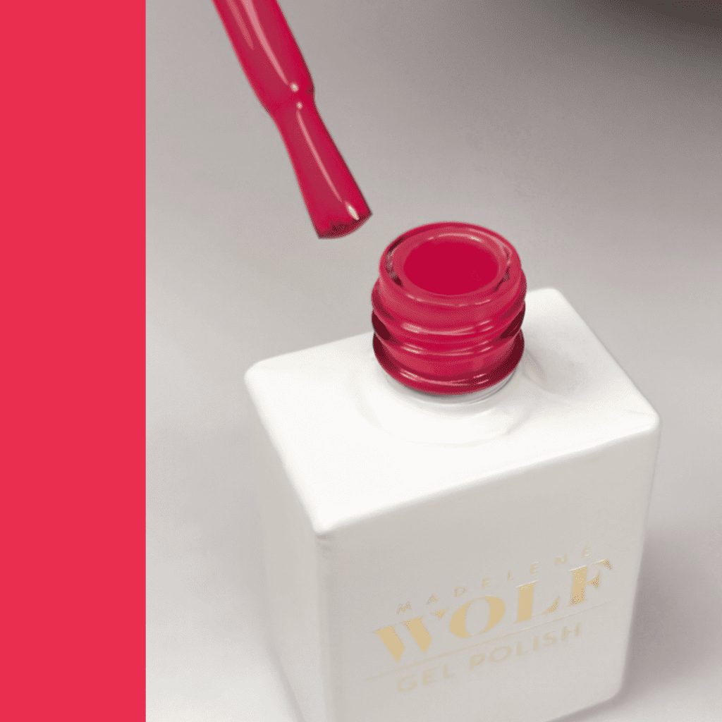 42 Gel Polish Raspberry Kiss Madelene Wolf